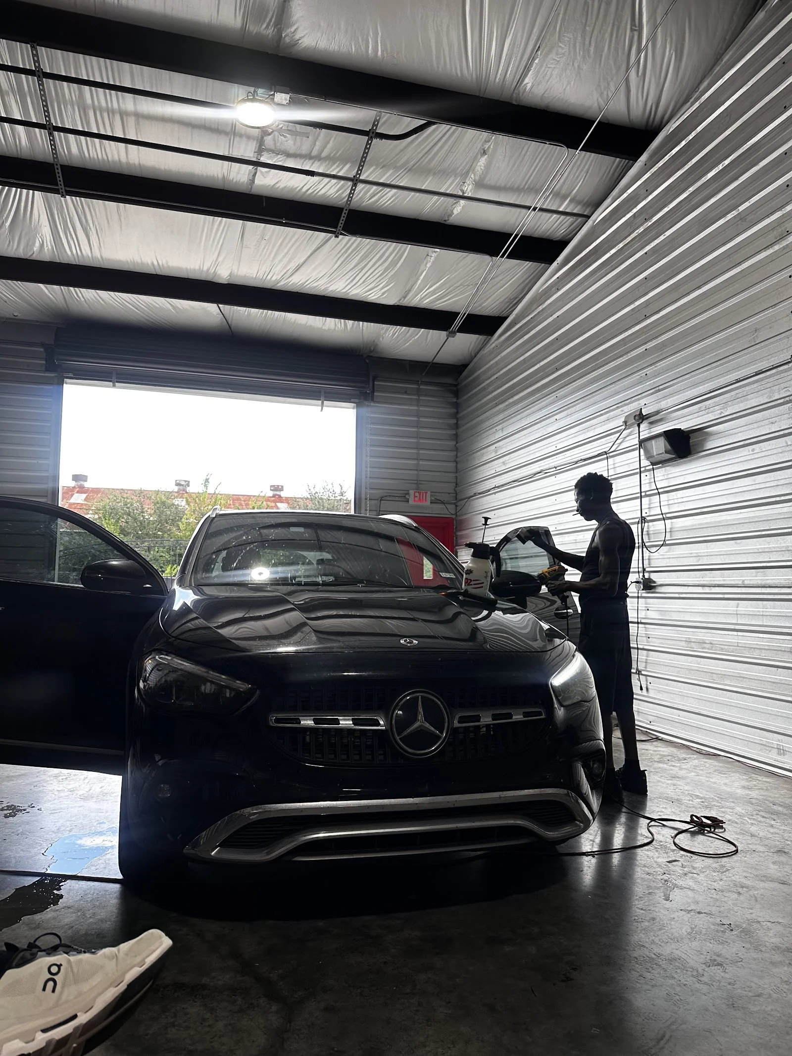 King Tint shop exterior